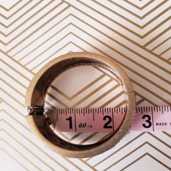 Beaded Glam Sparkly Bangle Bracelet - Picture 10 of 11